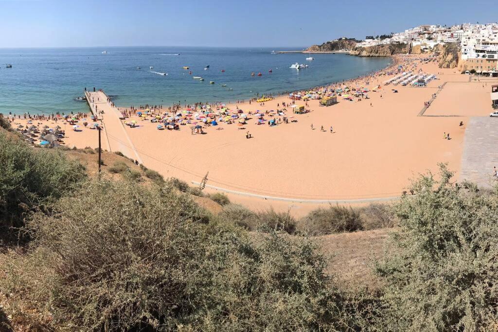 Alexa Apartment T2, Albufeira Center Two Bedrooms Self Check-In Екстер'єр фото